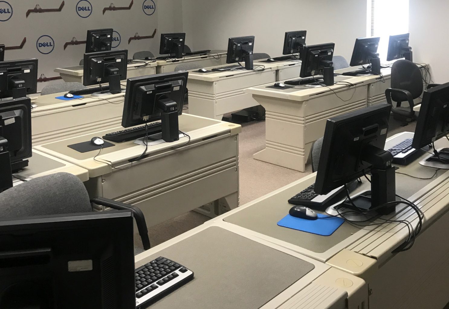 Pinnacle Training Center Room with Computer 2 evansville in Pinnacle Training Center Room with Computer 2 evansville in